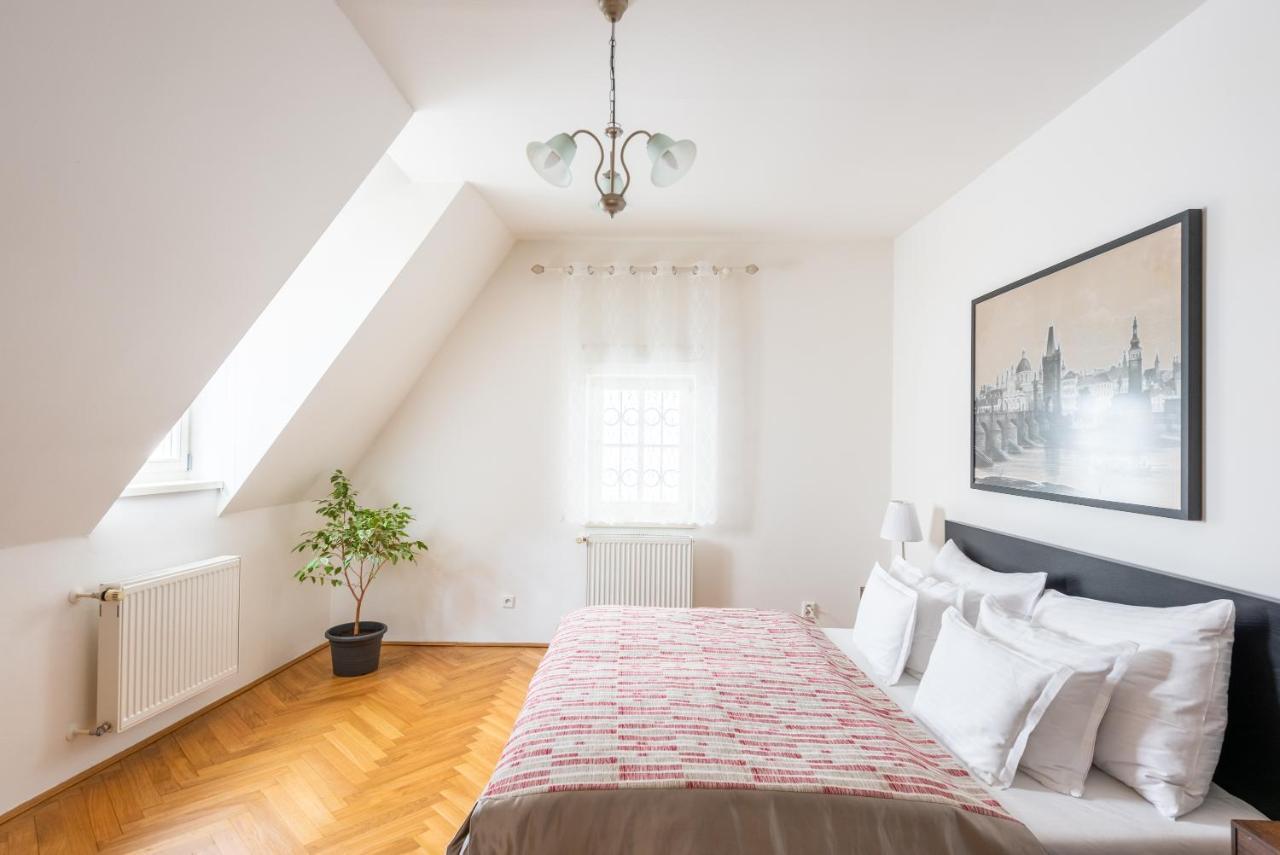 St. George Apartments Praha Eksteriør bilde